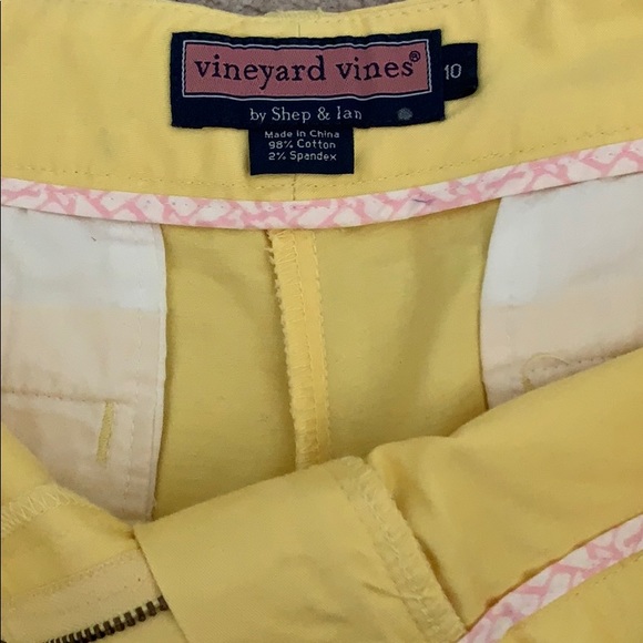 Vineyard Vines shorts - Picture 5 of 5